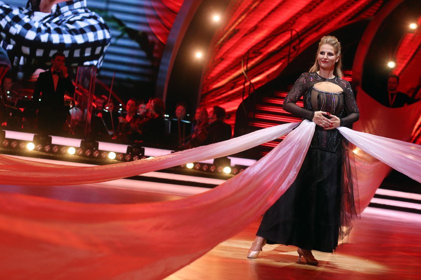 1. odcinek 9. edycji "Dancing with the Stars. Taniec z gwiazdami" za Taniec Z Gwiazdami Uczestnicy 9 Edycji