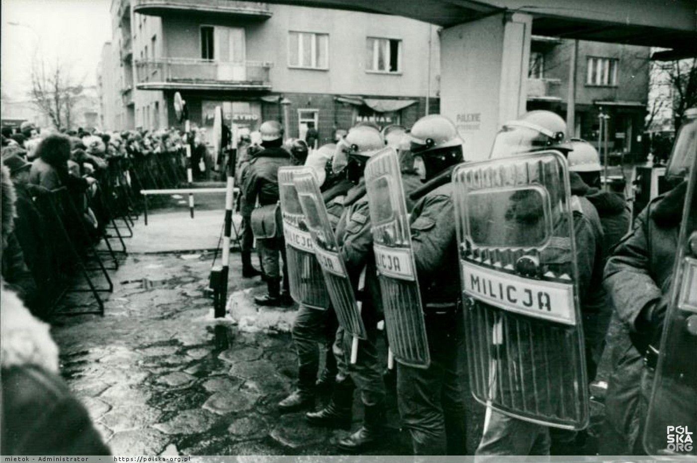 1981-1983 Stan wojenny w Warszawie, Warszawa - zdjęcia Stan Wojenny Przyczyny Przebieg I Skutki