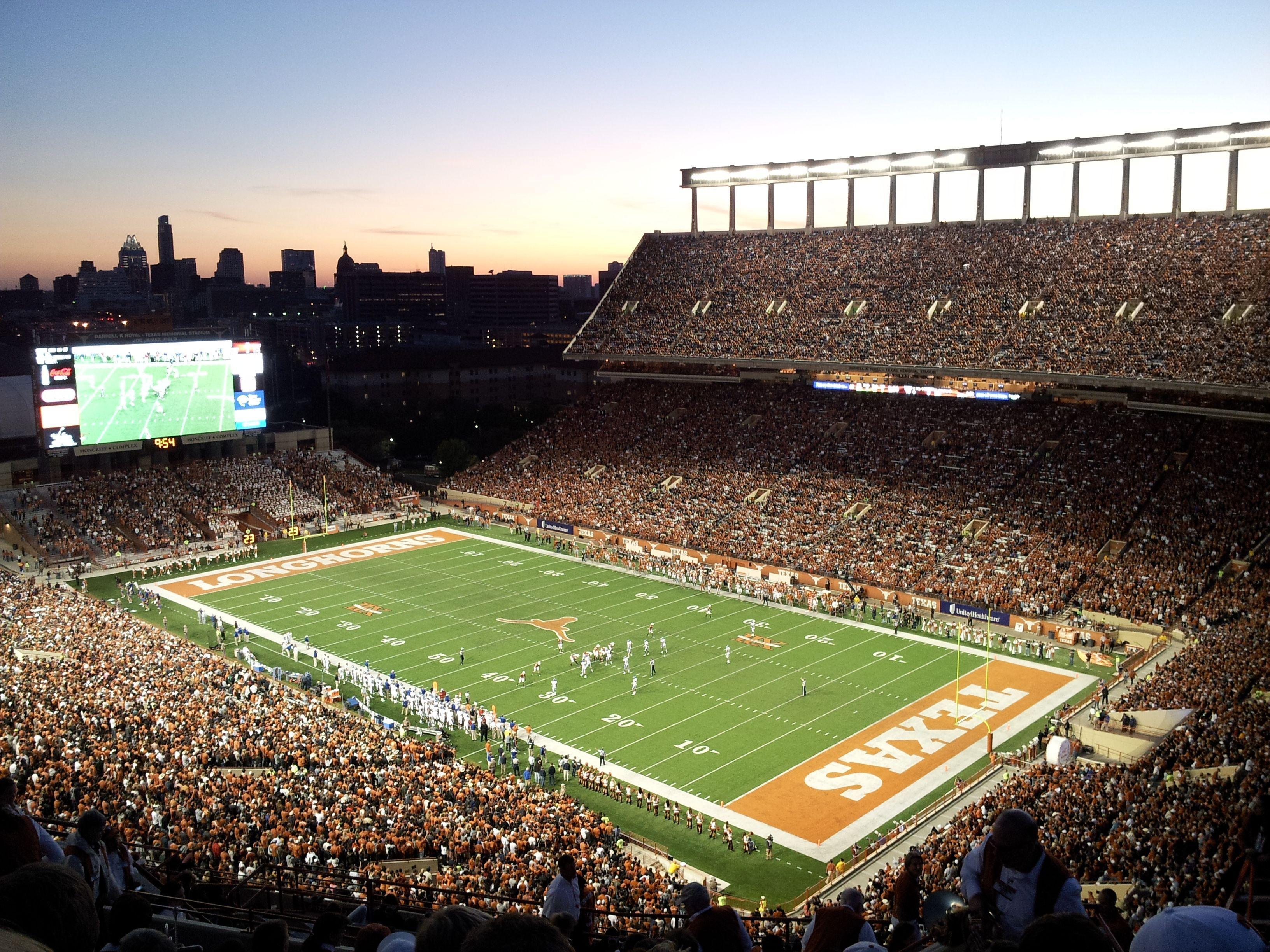 2017 Texas Longhorns Football Wallpapers - Wallpaper Cave Texas Longhorns Stadium
