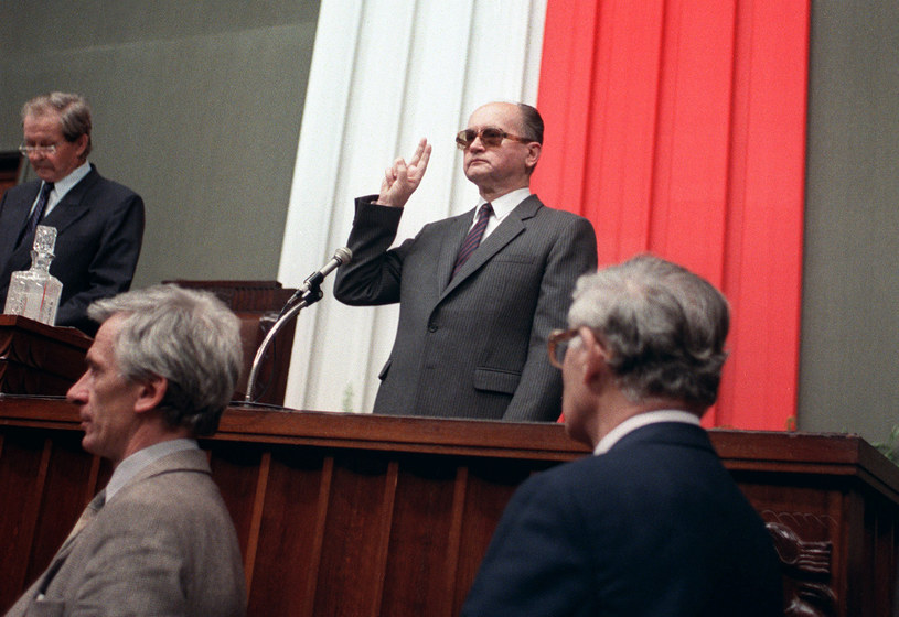 30 lat temu Jaruzelski został wybrany na prezydenta PRL - Historia w Kto Wybrał Jaruzelskiego Na Prezydenta