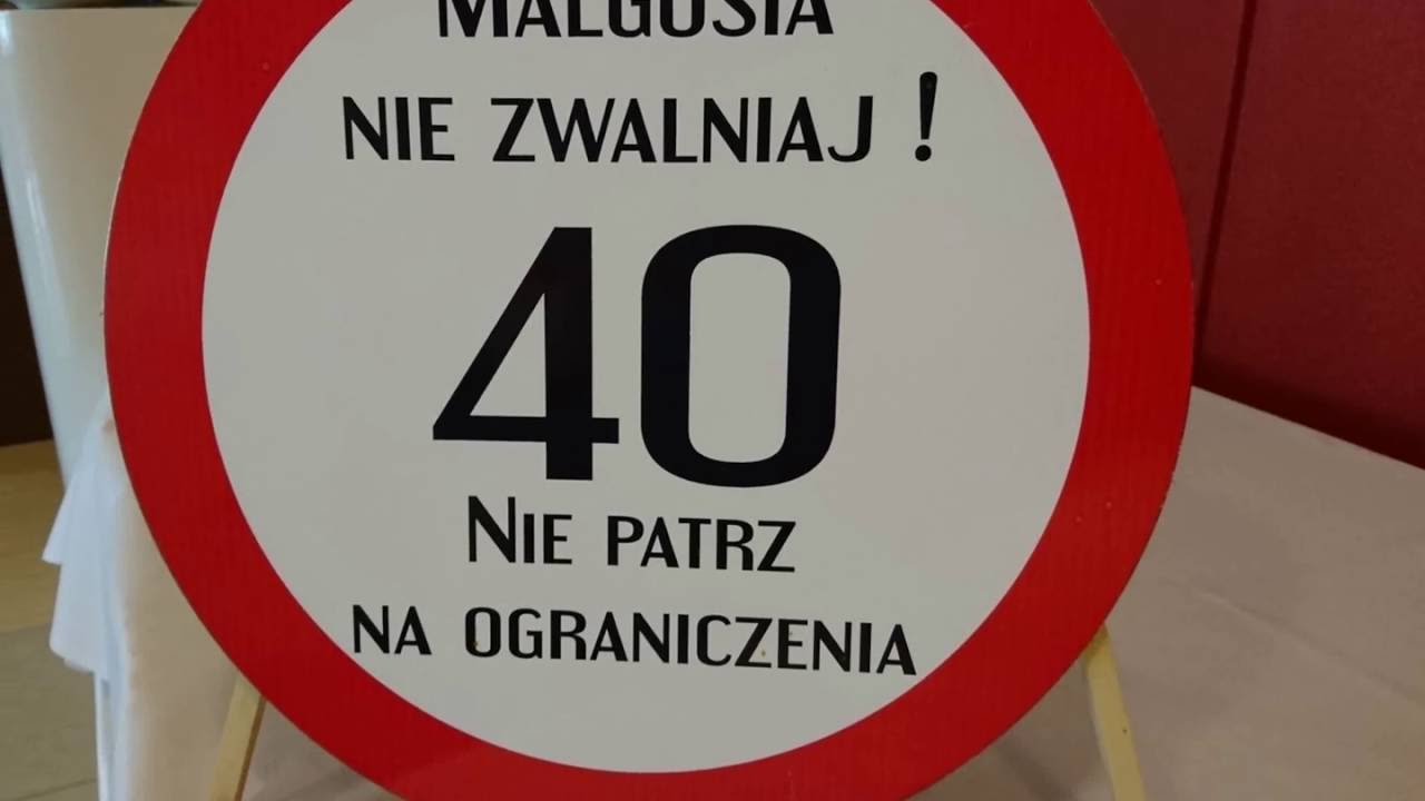 40 Lat Minęło Piosenka Na Urodziny - STELLIANA NISTOR 40 Lat Minelo Jak Jeden Dzien Tekst Piosenki