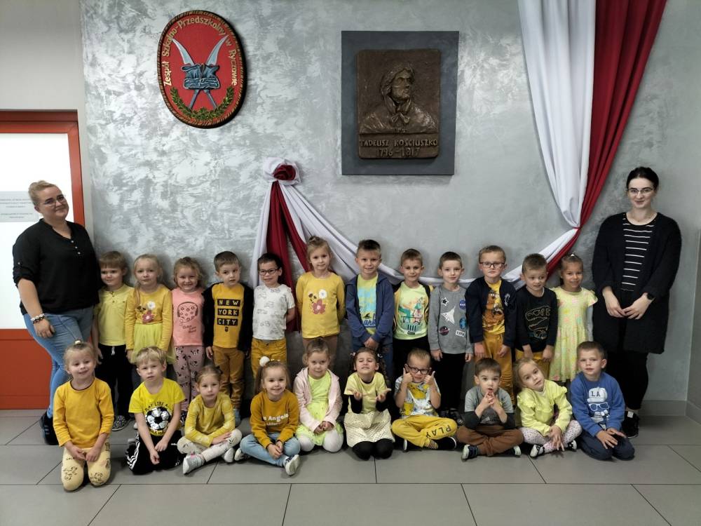 5-latki - Zespół Szkolno - Przedszkolny im. Tadeusza Kościuszki w Ryczowie Opis Grupy Przedszkolnej 5 Latki