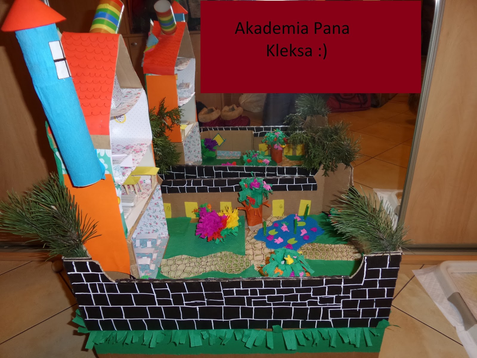 Jak Zrobić Makietę Akademii Pana Kleksa