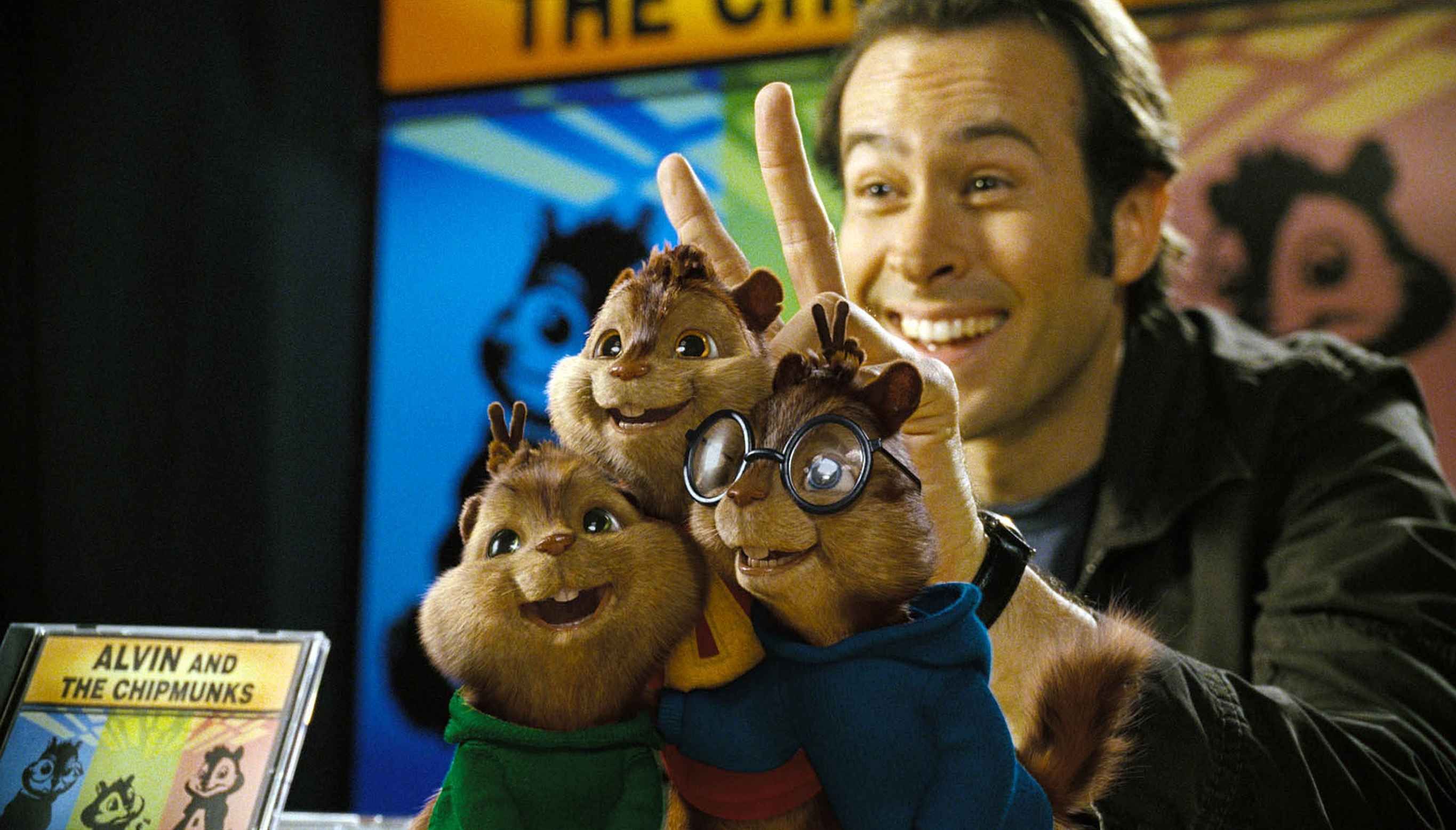 "Alvin & The Chipmunks" movie still, 2007. Jason Lee as David Seville Dave Seville Alvin And The Chipmunks