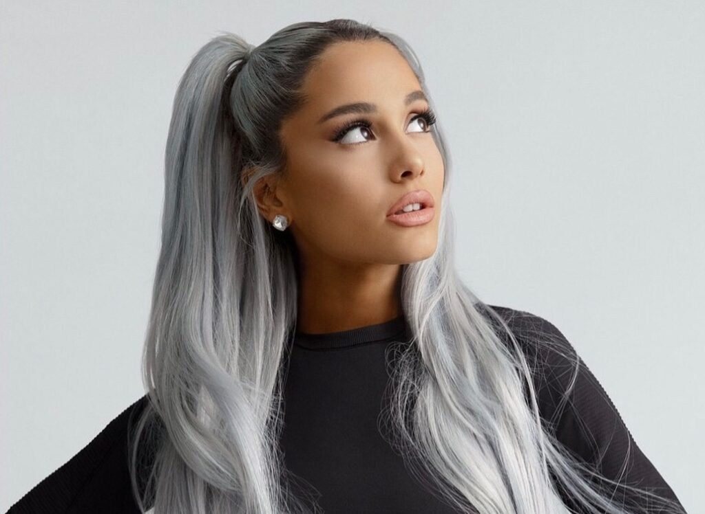 Jaki Jest Ulubiony Kolor Ariany Grande
