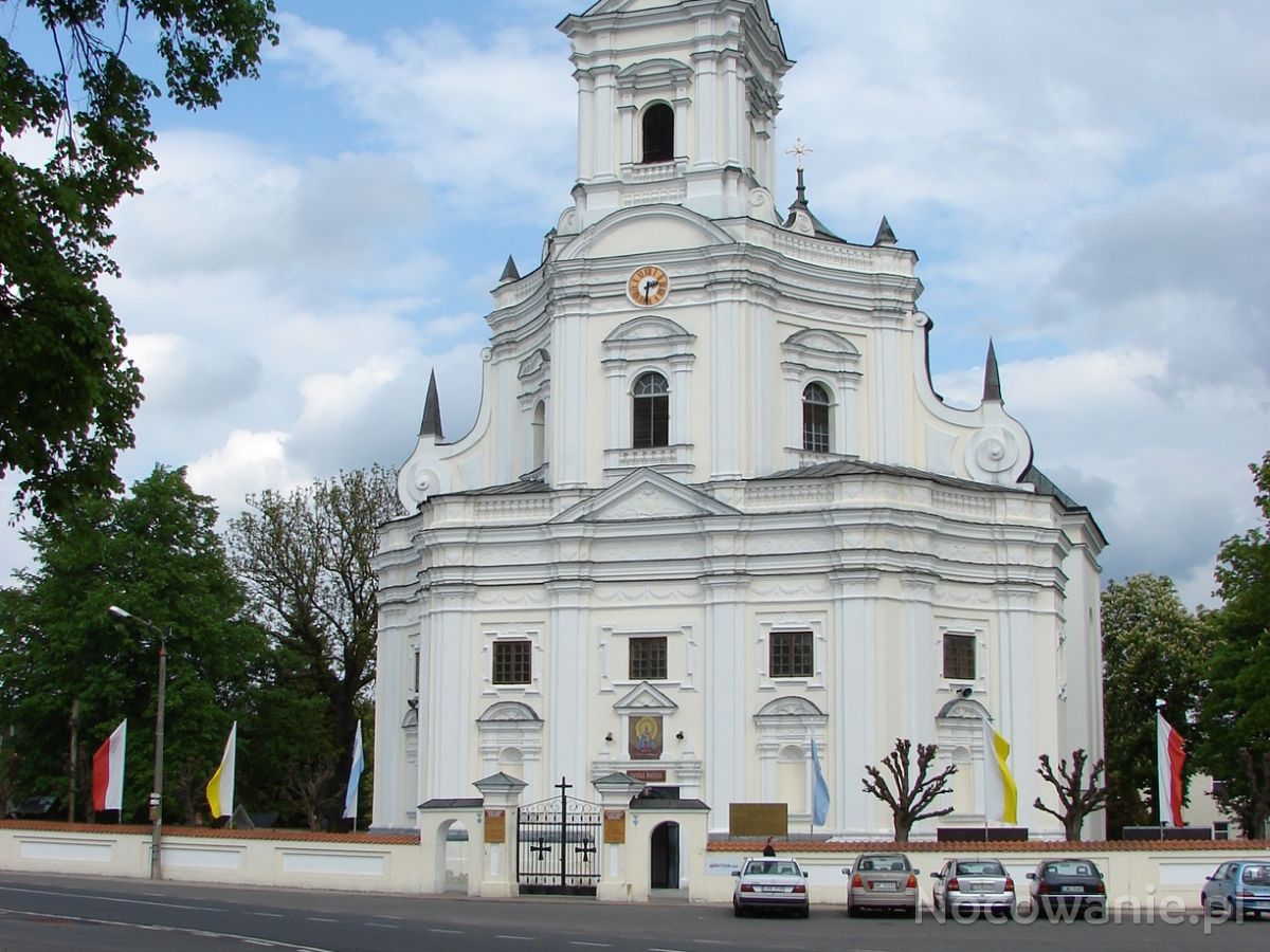 Bazylika Mniejsza w Kodniu, Kodeń, zdjęcia Bazylika Mniejsza Zduńska Wola Ogłoszenia