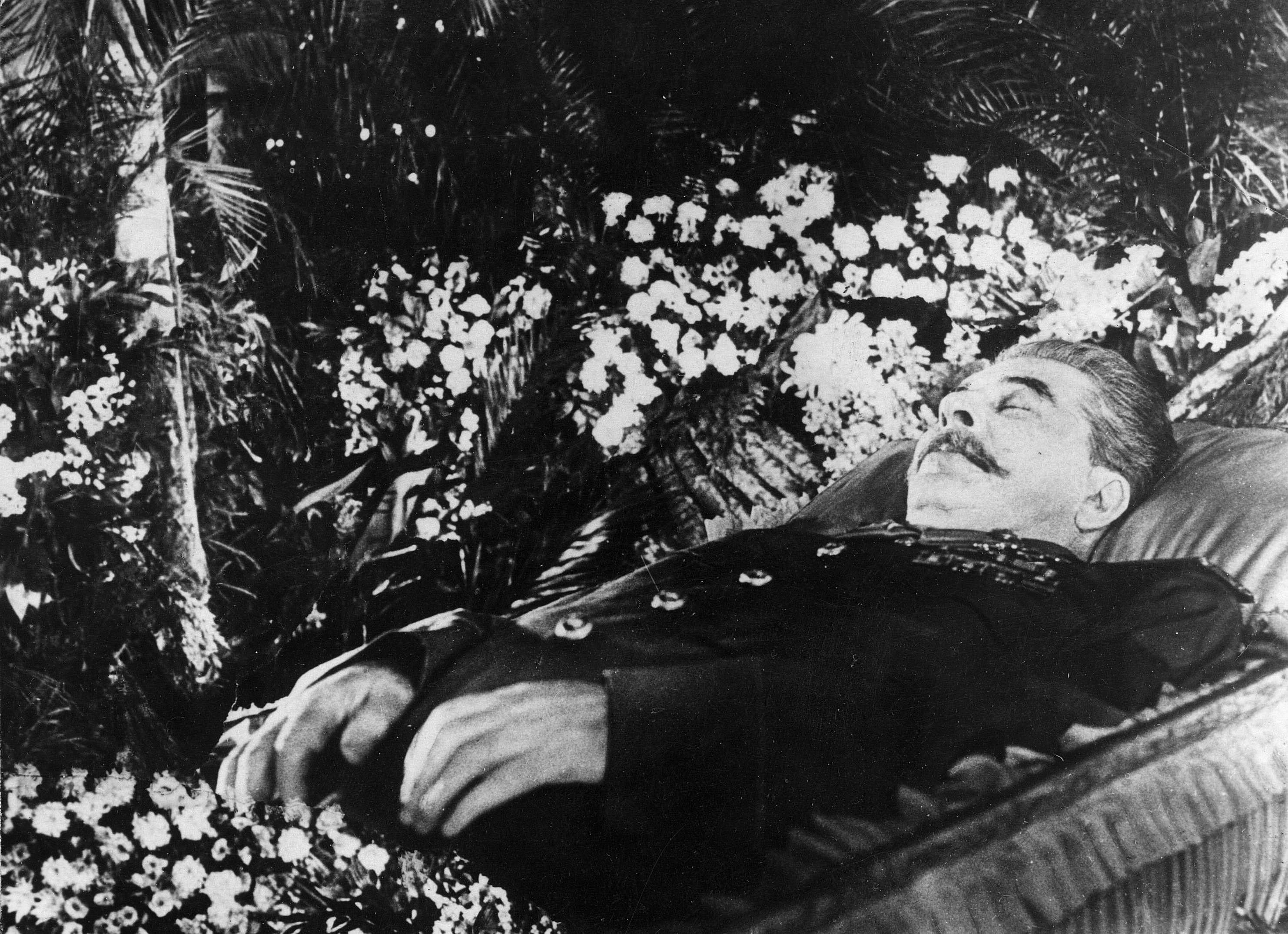 Биография на Йосиф Сталин, диктатор на Съветския съюз Dojście Stalina Do Władzy Krótko