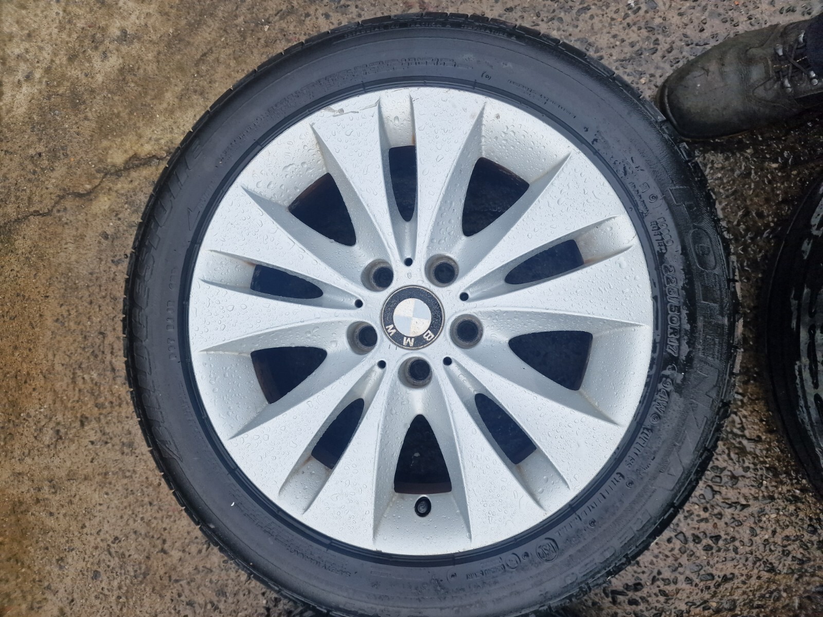 BMW+5+Series+E60+E61+Alloy+Wheel+Rim+17%22+Double+Spoke+Style+and+Tyre+ Bmw 5 Series 2012 Wheel Size