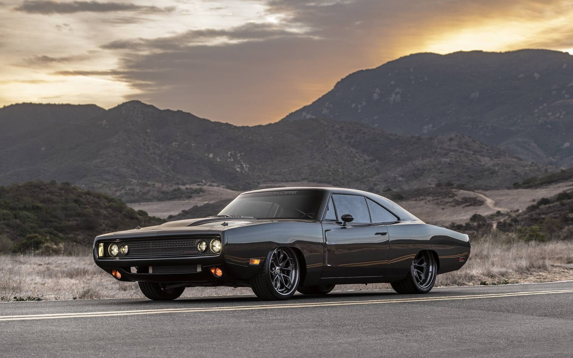 Carbon Fibre-bodied 1970 Dodge Charger With 1,000 Hp Raises Hell - The Dodge Charger 1970 Szybcy I Wściekli