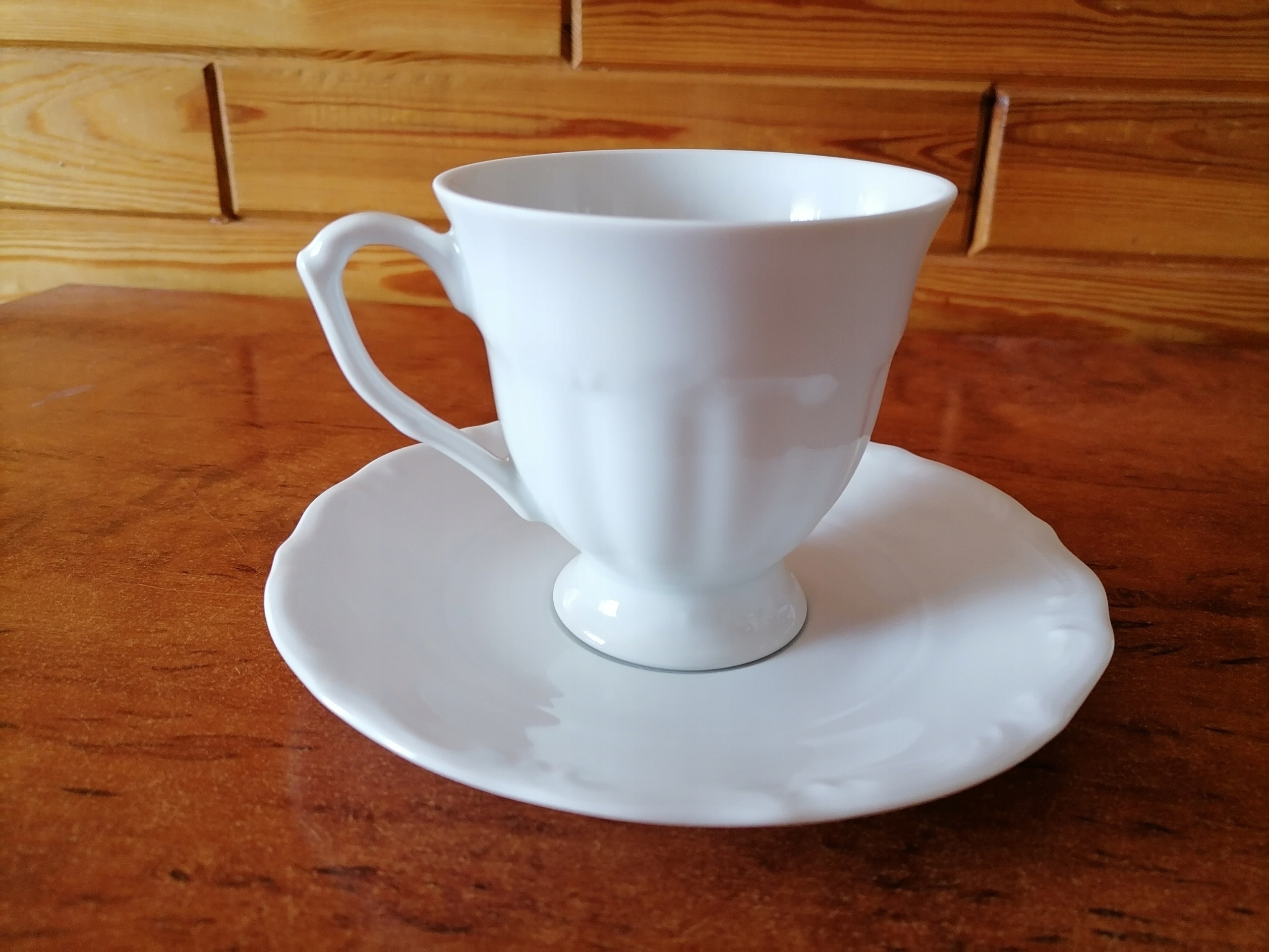 CHODZIEŻ porcelanowa filiżanka ze spodkiem 15378882061 - Charytatywni Filiżanka Ze Spodkiem Kosztuje 19 Zł