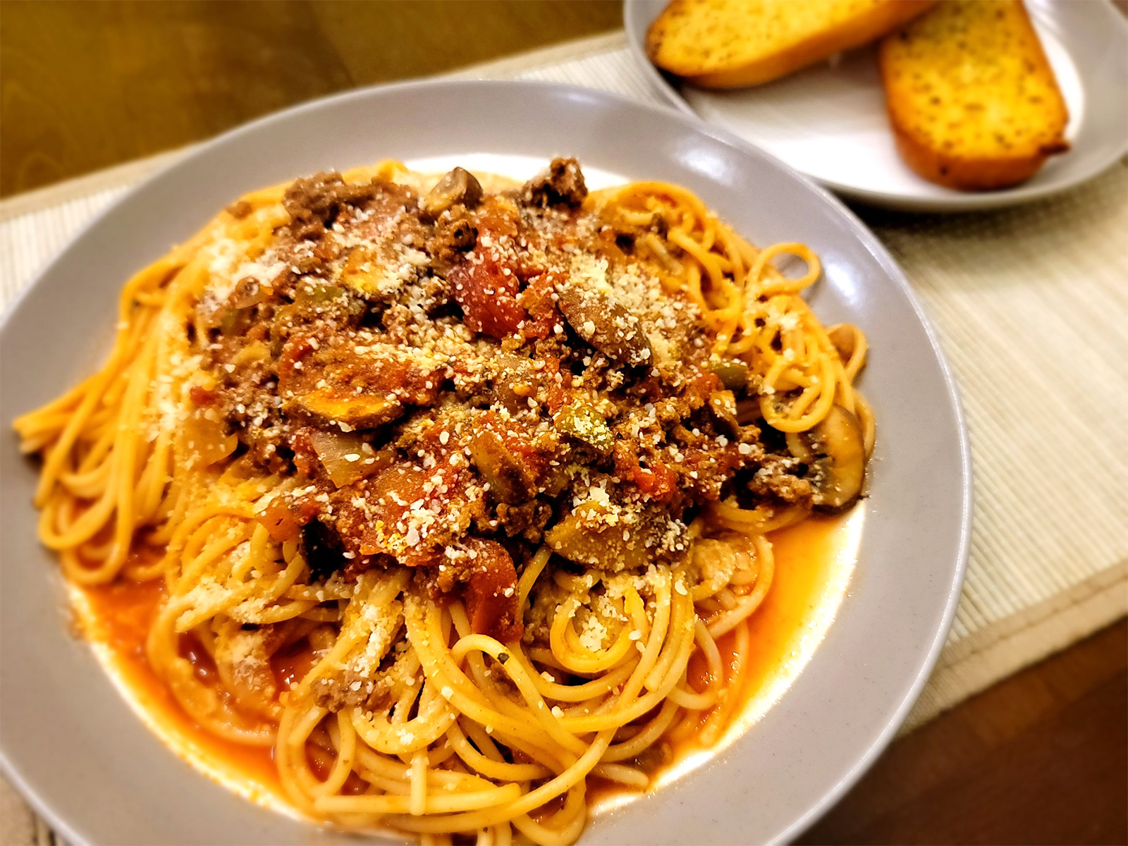 Chunky spaghetti sauce the way mom made it : r/DixieFood Chunky Spaghetti Sauce Homogeneous Or Heterogeneous