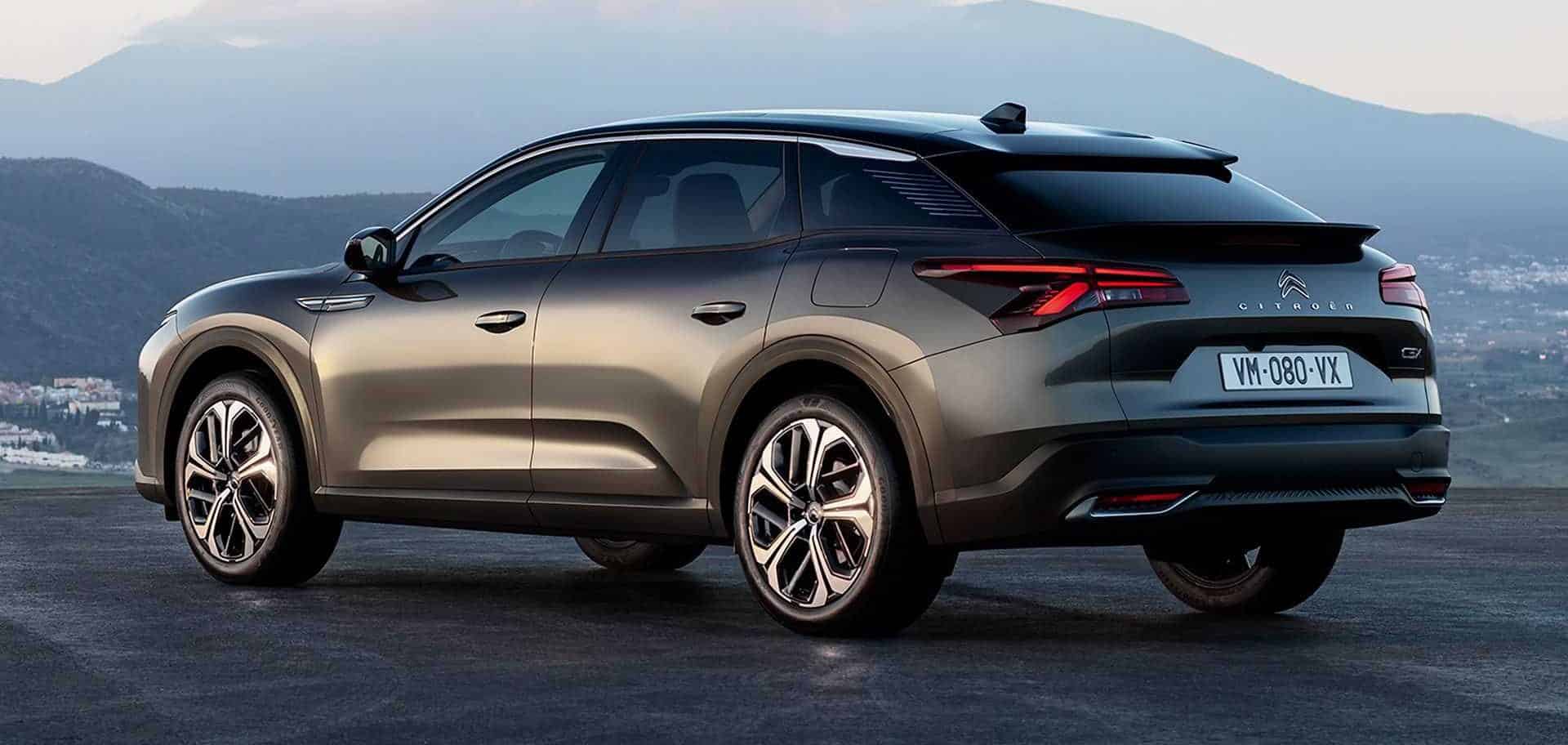 Citroën C5 X 180 KM EAT8 chwalony przez polskich dziennikarzy. "To Maanam żaden Dzień Się Nie Powtórzy