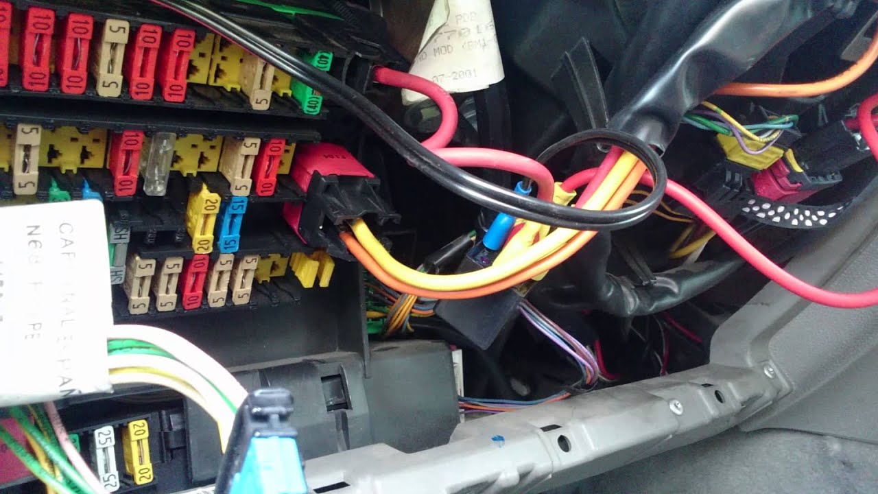 Citroen Xsara Picasso przekaźnik wentylatora kabinowego - YouTube Dobór Bezpieczników W Instalacji Elektrycznej