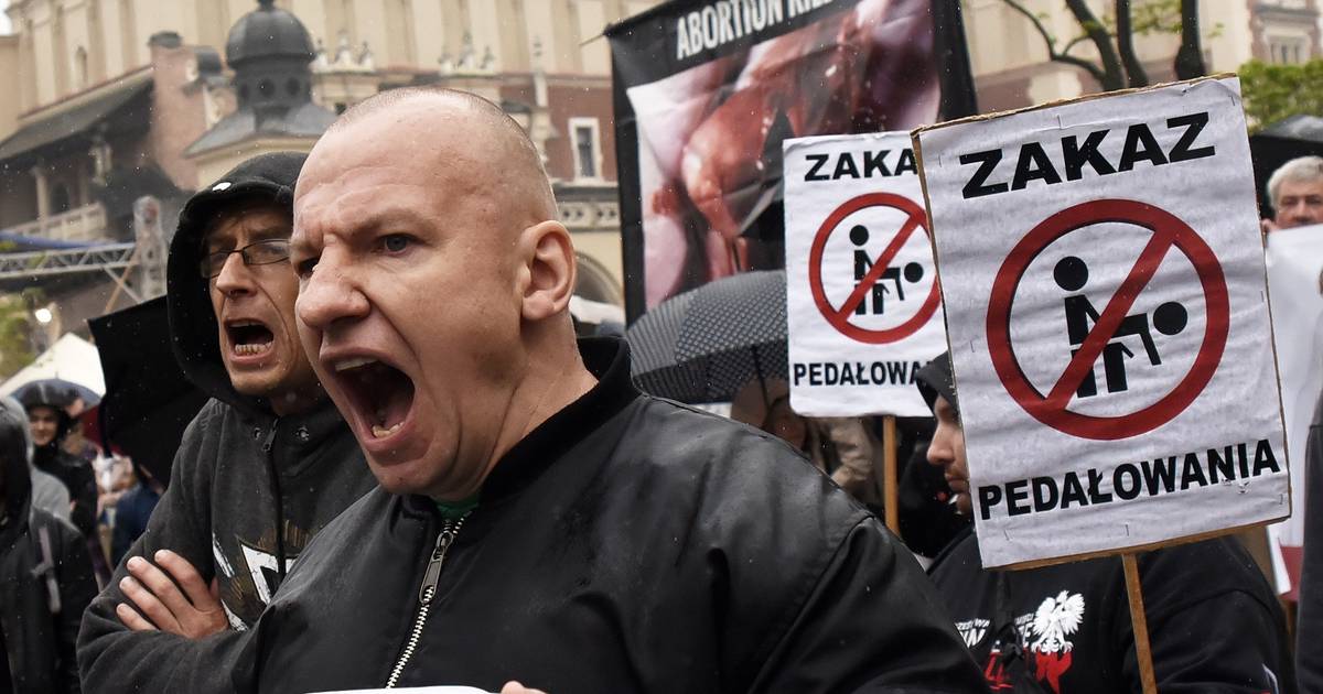Co Robily Media W Panstwach Totalitarnych