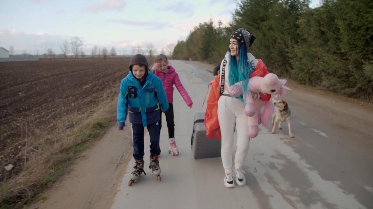 Damy i wieśniaczki.PL: Jak dama dotarła do domu wieśniaczki? [s05e03] - TVN Damy I Wiesniaczki Sezon 5