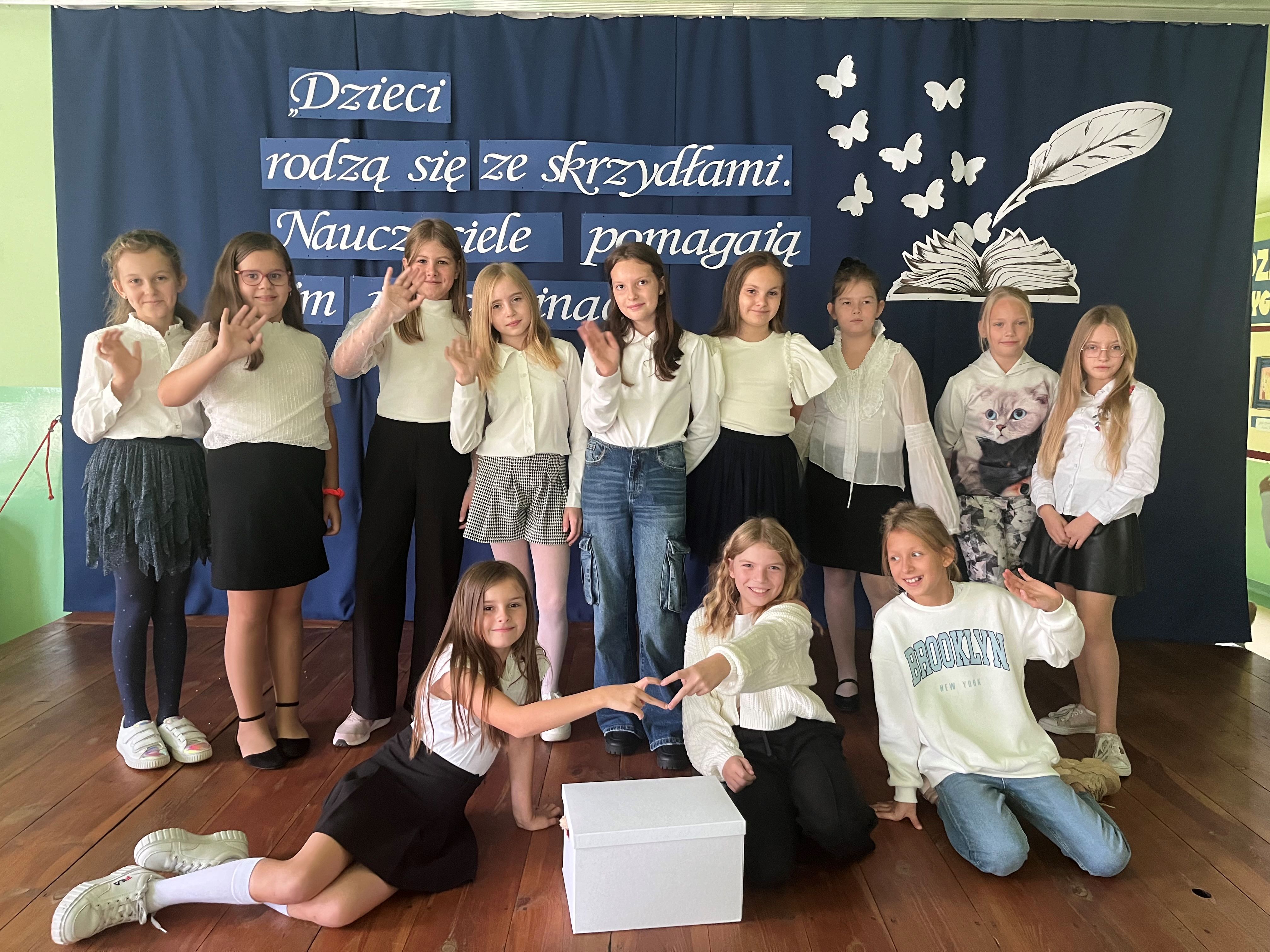 DZIEŃ KOMISJI EDUKACJI NARODOWEJ | Szkoła Podstawowa nr 10 w Piotrkowie Szkola Podstawowa Nr 10 Piotrkw Trybunalski