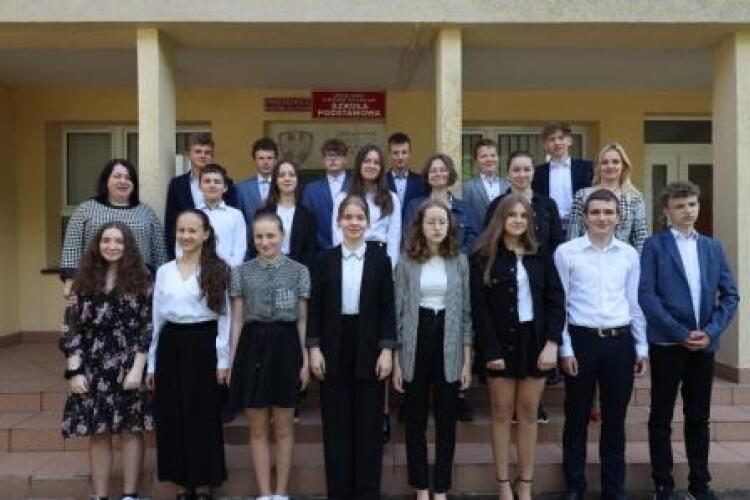 Egzamin ósmoklasisty - Zespół Szkół im. Jana III Sobieskiego w Brzeźnie Zespół Kształcenia Podstawowego I Gimnazjalnego W Kolbudach