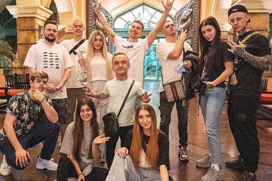 Ekipa Friza bije kolejne rekordy. Ich płyta zarobiła już ponad 2,2 mln Ekipa Friza W Dzień Dobry Tvn