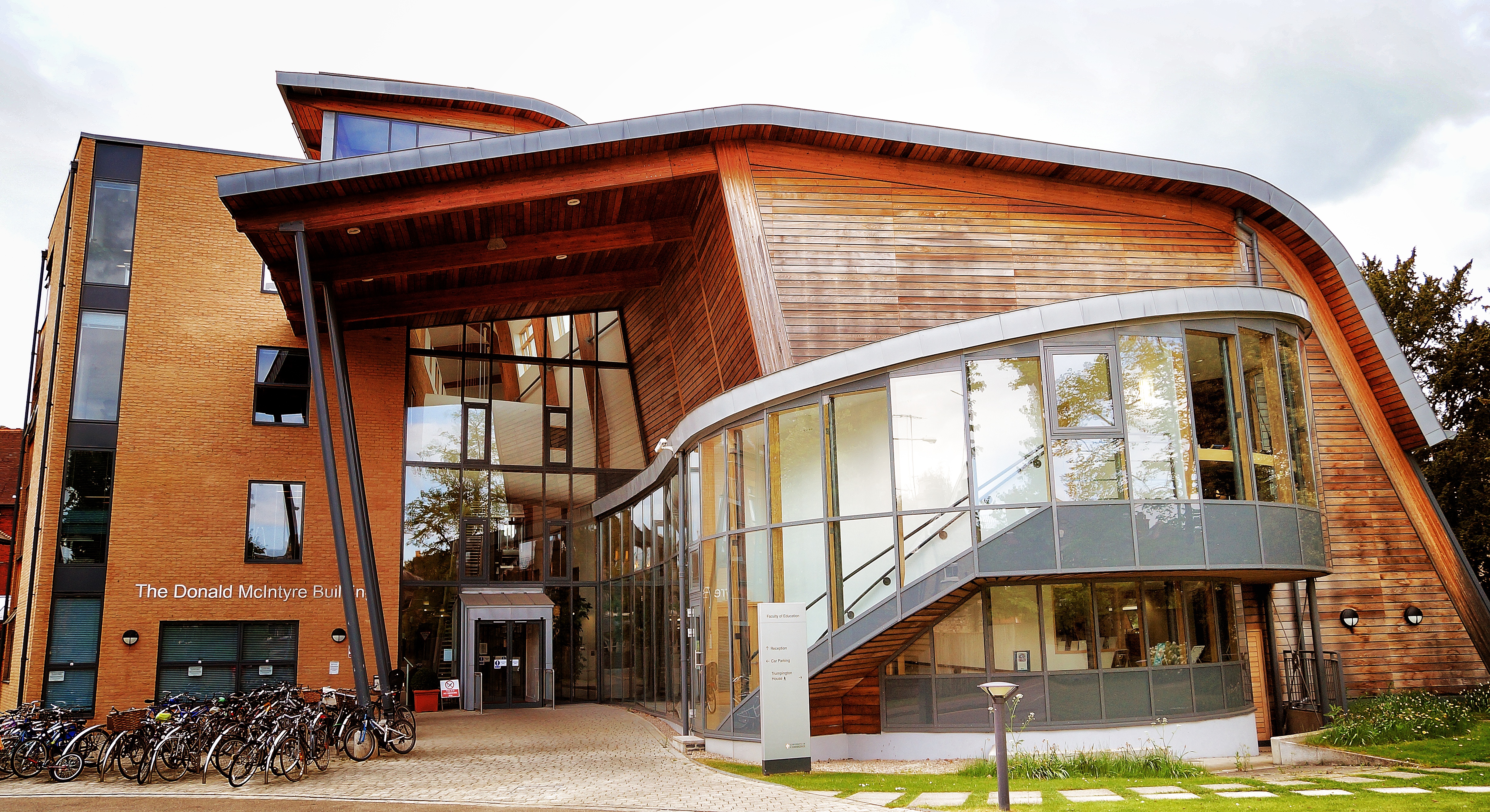 File:Donald Mcintyre Building, Faculty of Education, University of Faculty Of Geography And Regional Studies
