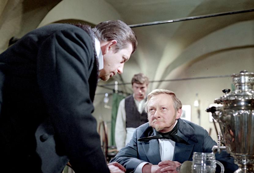 Filmowi milionerzy - fotogaleria - zdjęcie 2 - Polityka.pl August Przyjaciel Rzeckiego Z Lalki