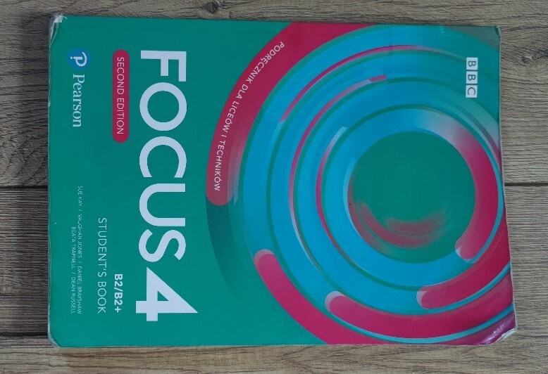 Focus 4 Podręcznik do angielskiego LO/technikum | Pluski | Kup teraz na Podręcznik Do Angielskiego Klasa 7