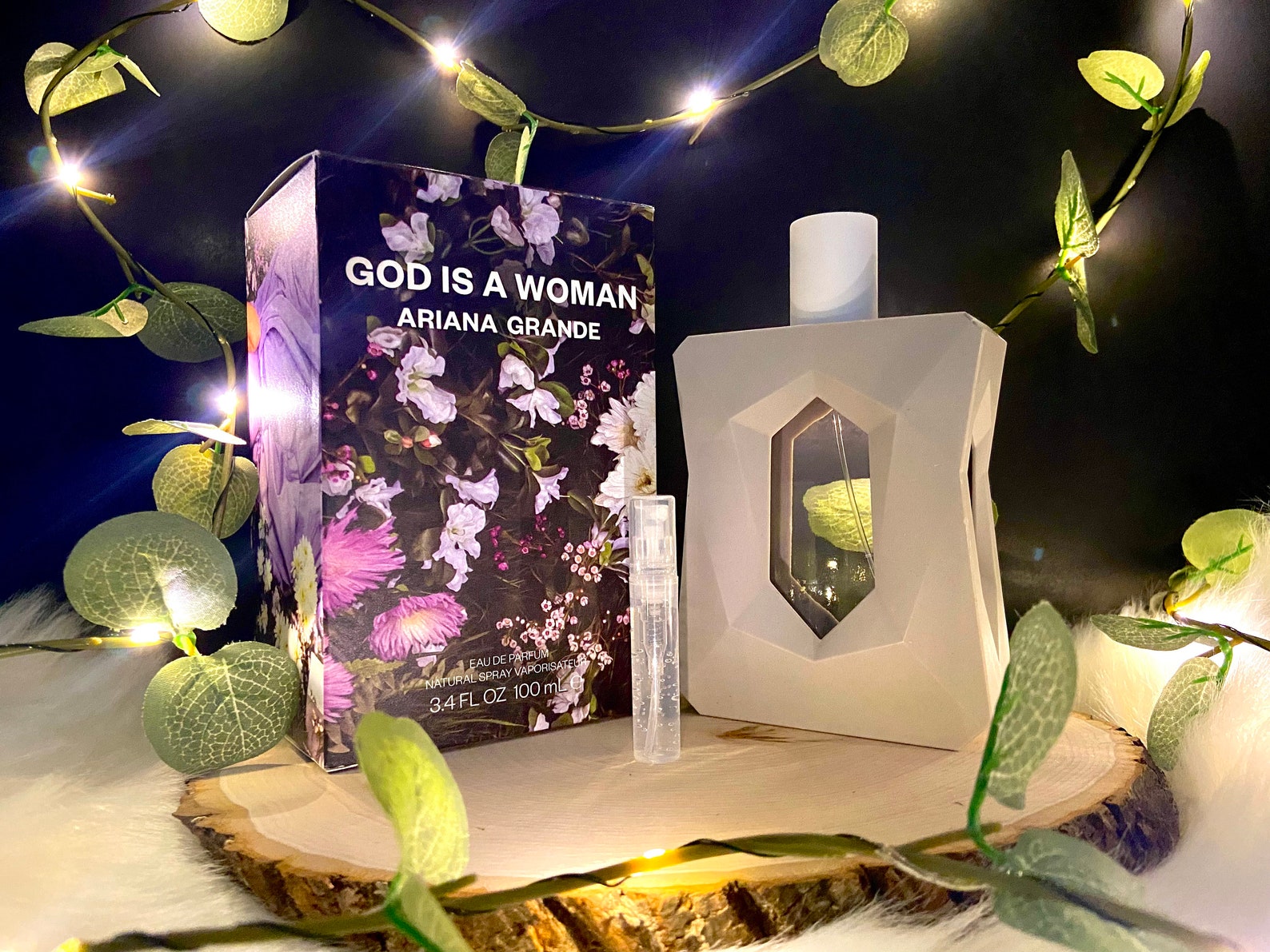 Ariana Grande Perfumy God Is A Woman