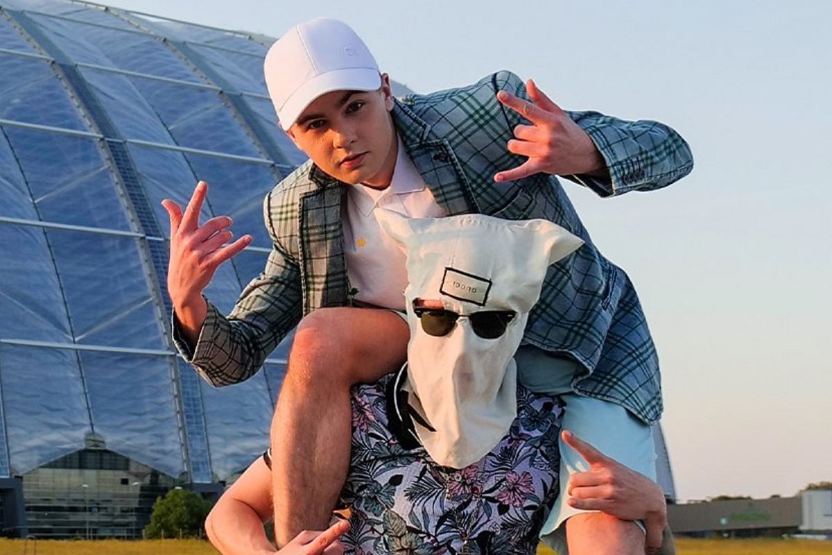 'Hop hop na na na, wszyscy krzyczą na na na'. I robią miliony odsłon Czy Kruszwil I Kamerzysta Sa Para