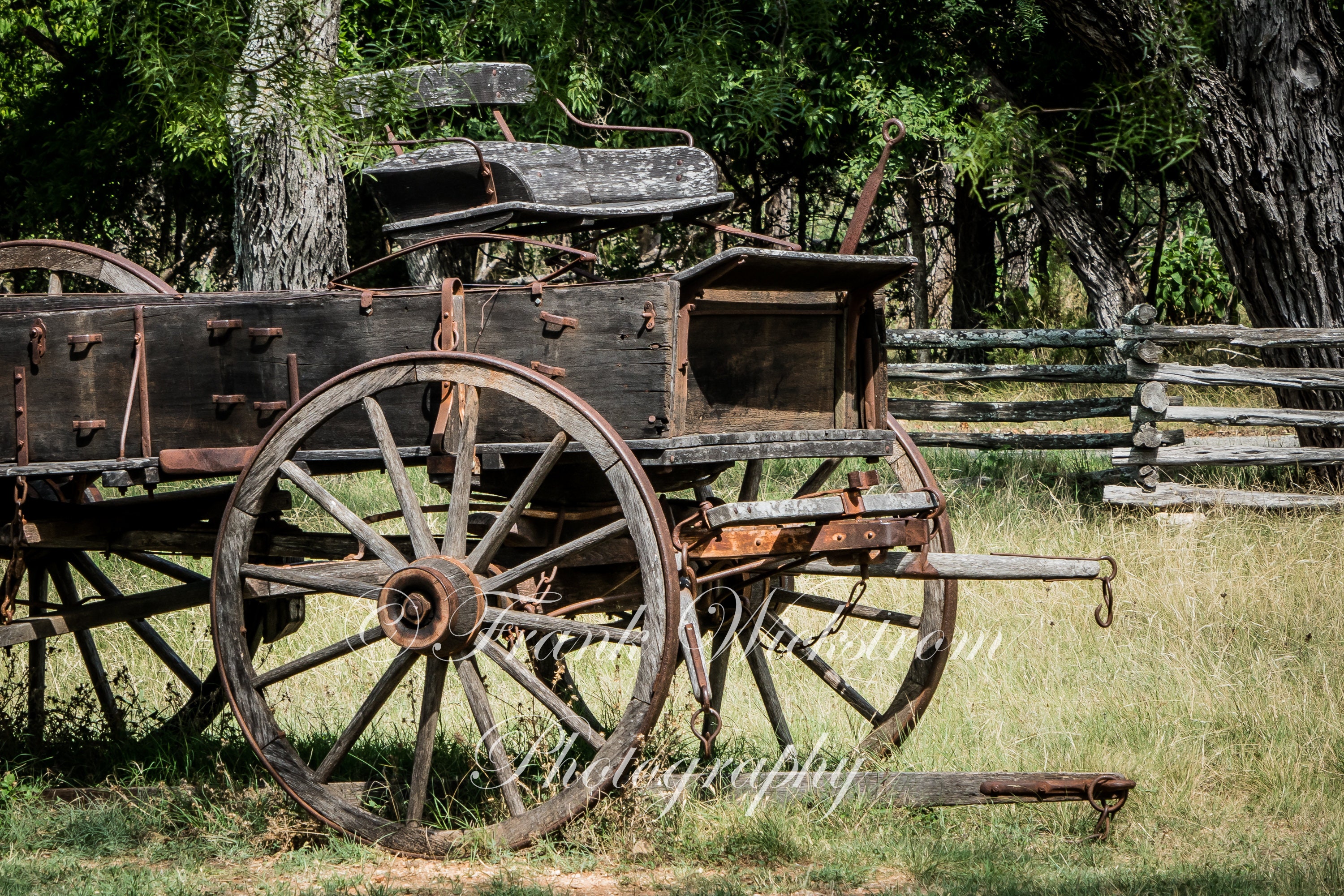 Horse Drawn Wagon / Farm Wagon / Ranch Wagon / Antique Wooden Wagon Wagon Do Przewozu Materiałów Sypkich