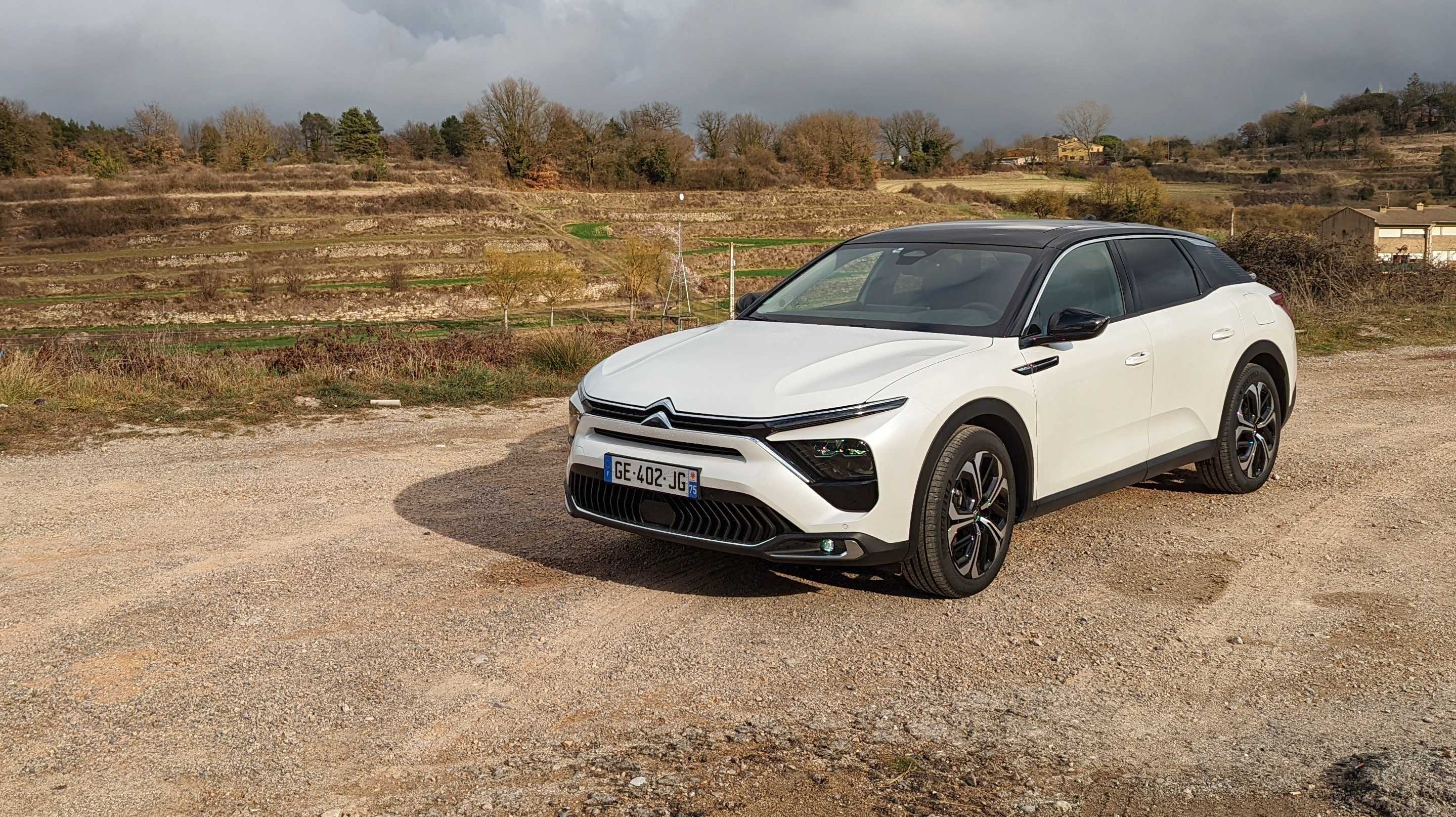 I just took a magic carpet ride in this car | TechRadar żleb Stożek Piargowy Grań Turnia