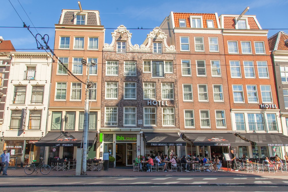 Ibis Hotel Near Amsterdam Central Station