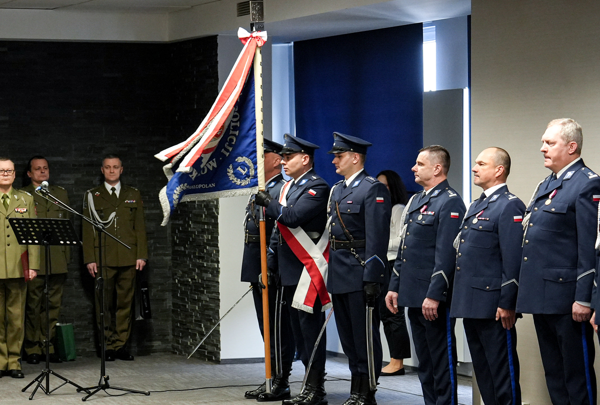INSPEKTOR PIOTR MORAJKO KOMENDANTEM WOJEWÓDZKIM POLICJI W KRAKOWIE Wojewódzki Inspektorat Ochrony środowiska W łodzi