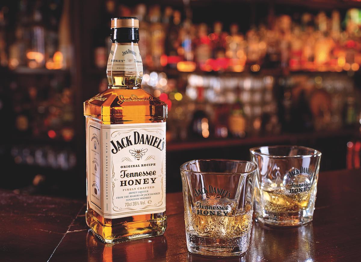 Jak se pije Jack Daniels Honey - Destilera.cz Jack Daniels Honey Z Czym Pic