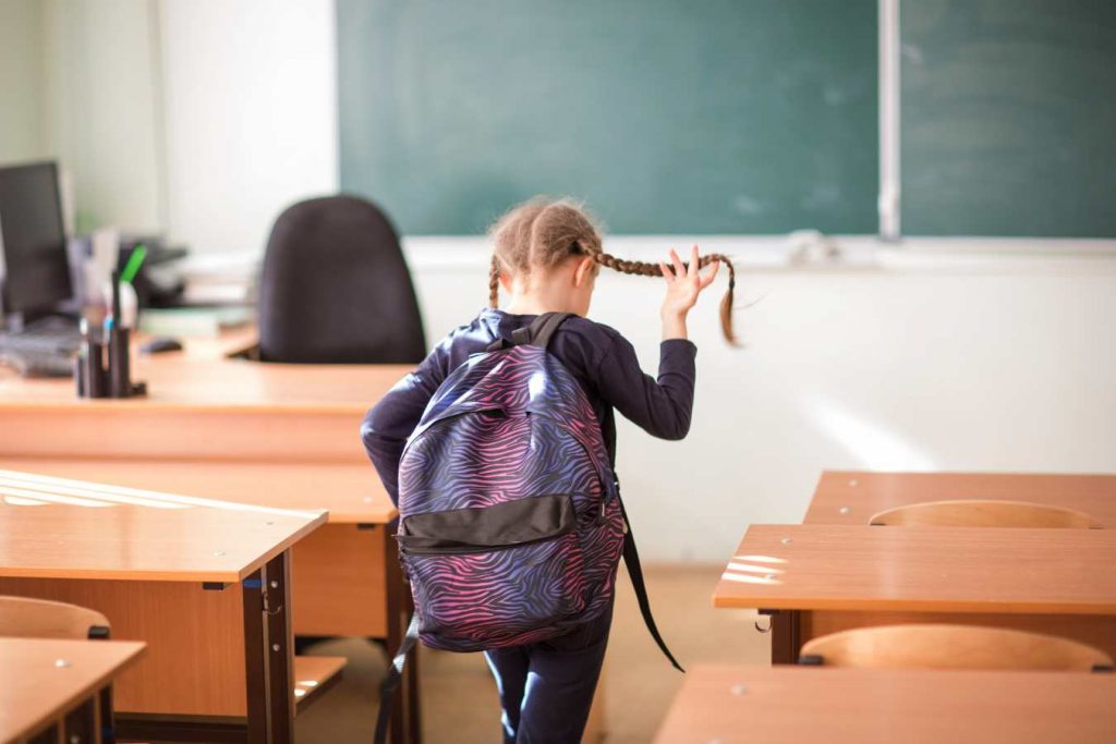 Jaka średnia na czerwony pasek? Dobre oceny nie wystarczą, jest jeszcze Jaka Srednia Na Czerwony Pasek W 8 Klasie