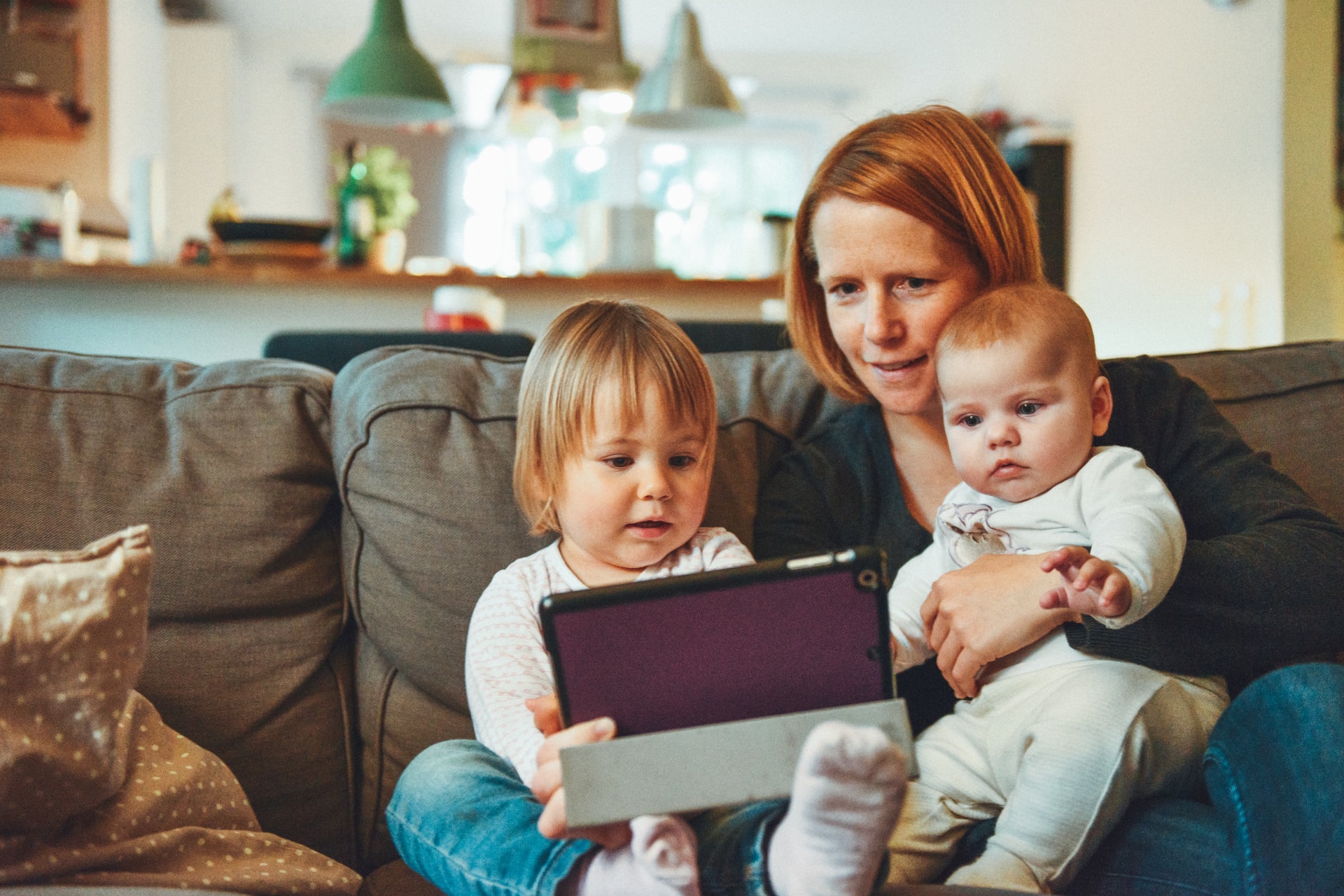 Jaki Tablet edukacyjny dla 2 latka? Ranking 2025 / Cena i Opinie Tablet Edukacyjny Dla 2 Latka