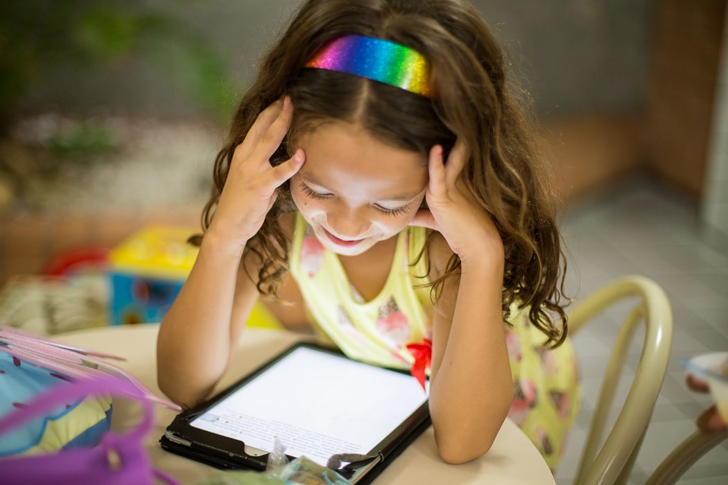 Jaki Tablet edukacyjny dla 6 latka? Ranking 2025 / Cena i Opinie Tablet Edukacyjny Dla 6 Latka