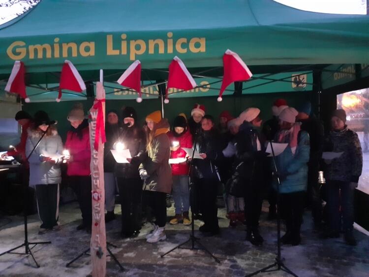 Jarmark świąteczny - Zespół Szkół im. Jana III Sobieskiego w Brzeźnie Zespół Szkół Leśnych W Goraju