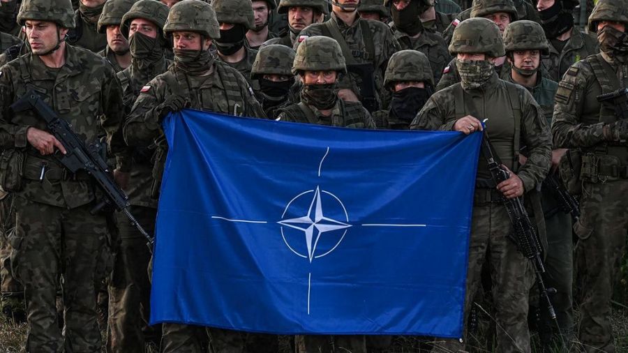„Jeden za wszystkich, wszyscy za jednego”. 24 lata Polski w NATO Akt Przystąpienia Polski Do Układu Z Schengen