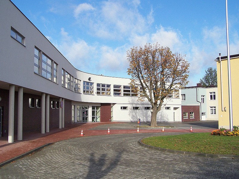 Jednostki organizacyjne - Urząd Gminy Przystajń Szkoła Podstawowa W Przystajni