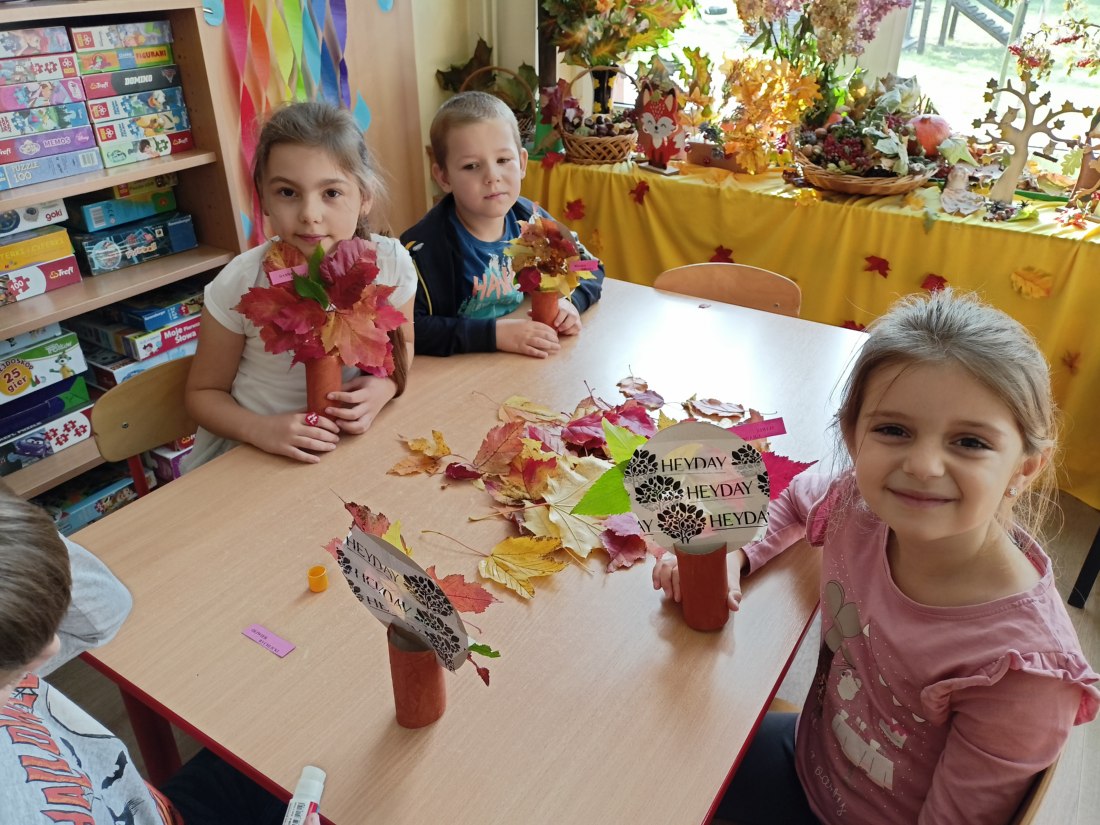 „Jesienne drzewka”- praca plastyczna 6- latków - Publiczne Przedszkole Prace Plastyczne Dla 6 Latkow