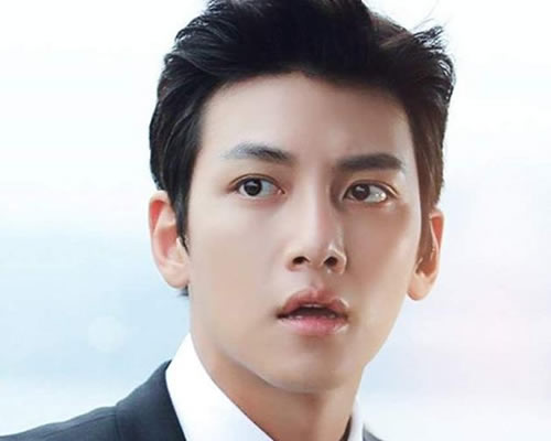 Ji Chang-wook: profile, age, net worth, wife, height, new dram, movies Ji Chang Wook Smile Again
