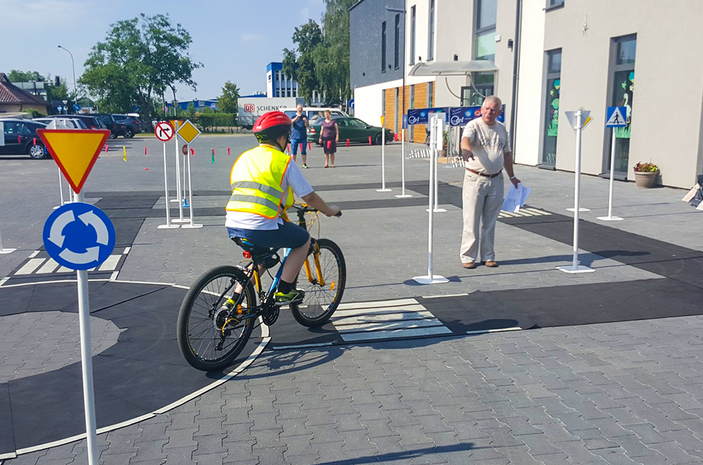 Karta rowerowa - co trzeba o niej wiedzieć, jak zdać testy? - Blog Co Trzeba Umiec Na Karte Rowerowa