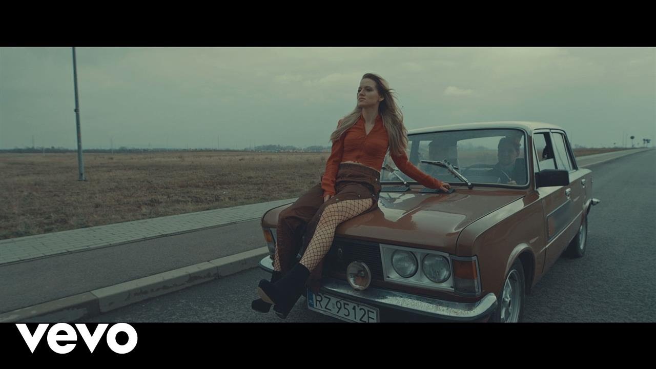 Kasia Popowska - Tyle Tu Mam - YouTube Music Kasia Popowska Lece Tam Akordy