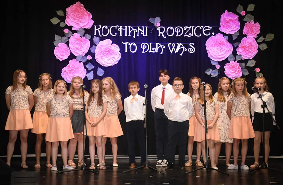 Kochani Rodzice, to dla Was - Szkoła Podstawowa Szkoła Podstawowa W Uściu Gorlickim