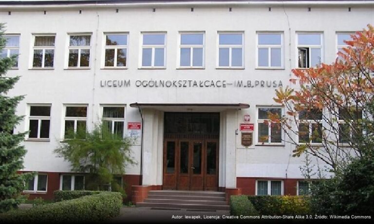 Liceum Ogólnokształcące im. Bolesława Prusa w Skierniewicach Lo Im Bolesława Prusa W Skierniewicach