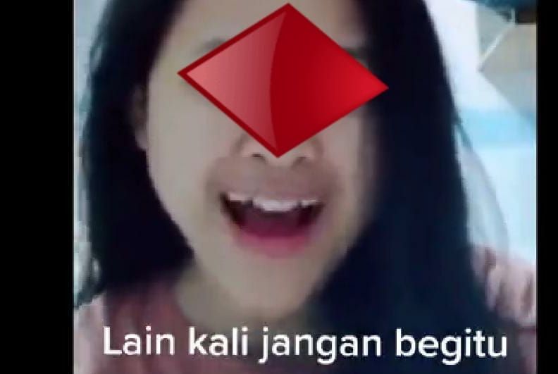 Link Full Video Viral Tiktok WC Aliyah Kurnia Viral Terbaru - Kangdarus.com Video Viral Terbaru Tiktok Di Wc