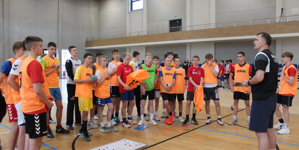 LISTA KANDYDATÓW PRZYJĘTYCH DO NLO W KIELCACH SMS ZPRP NA ROK SZKOLNY X Liceum Mistrzostwa Sportowego Kielce