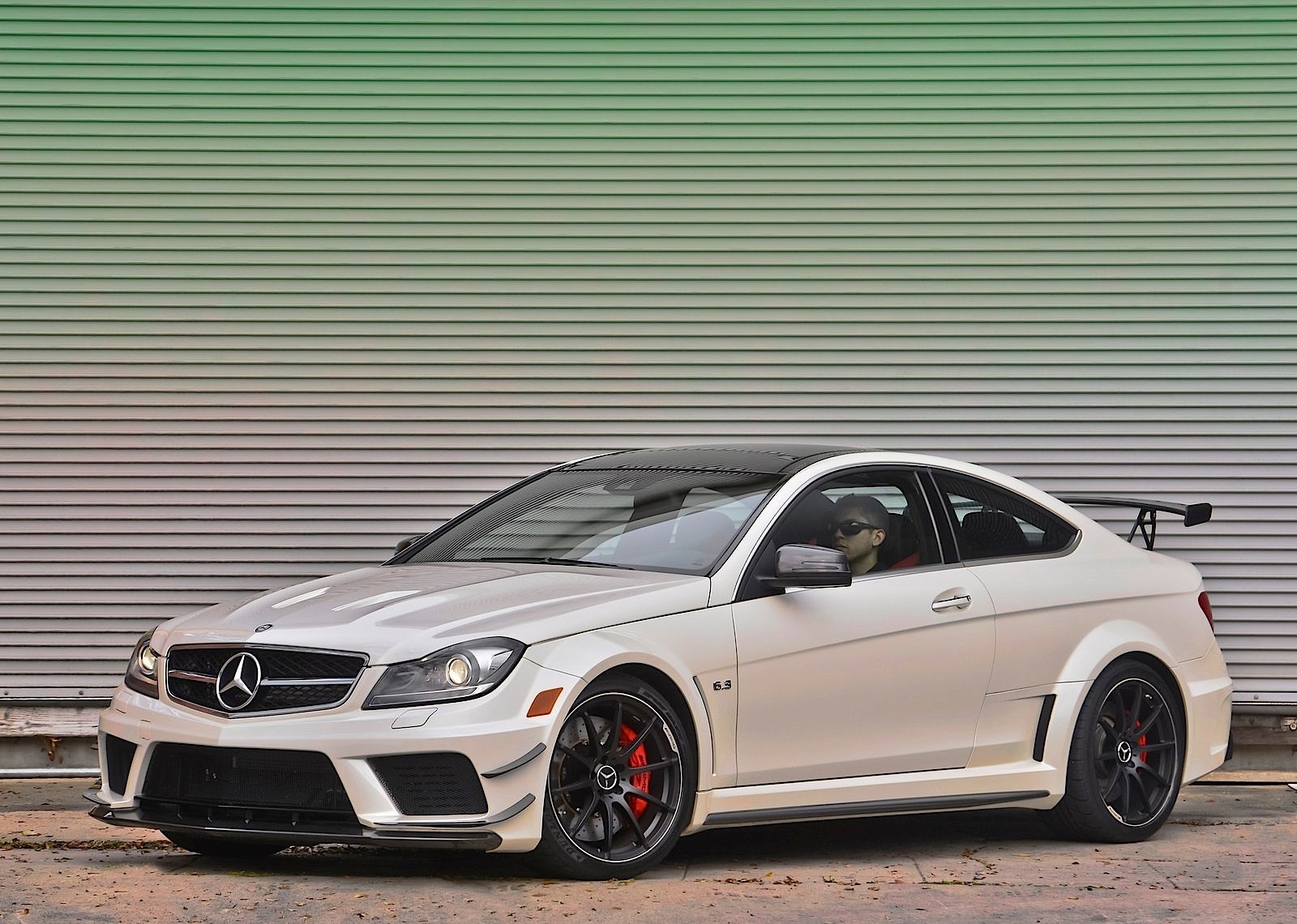 Mercedes C63 Amg V8 6 3