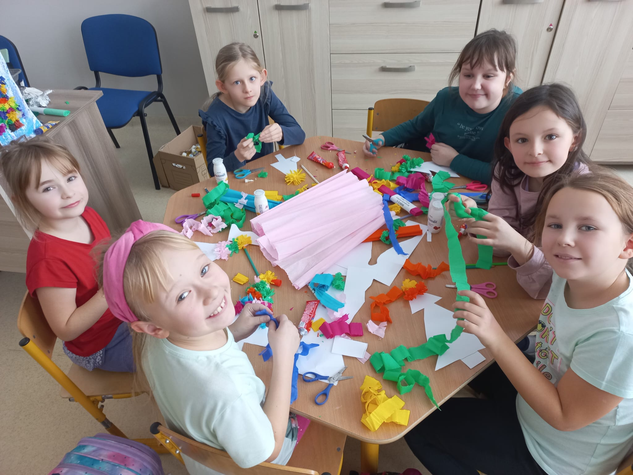 Międzynarodowy Projekt Edukacyjny - Kreatywne prace plastyczne w naszej Gimnazjum W Warce Prace Plastyczne
