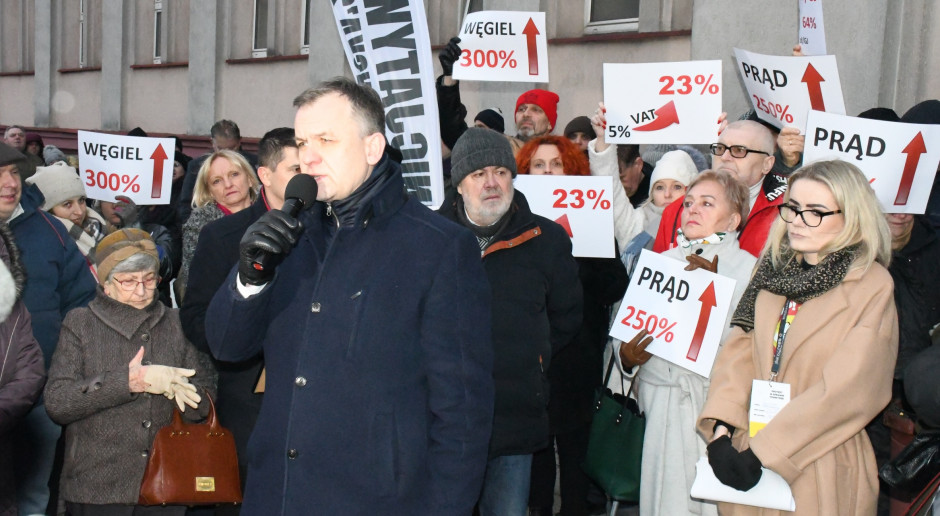 Mieszkańcy Piotrkowa Tryb. obwiniają prezydenta o drożyznę. Domagają Wiadomości Z Piotrkowa Tryb I Okolic