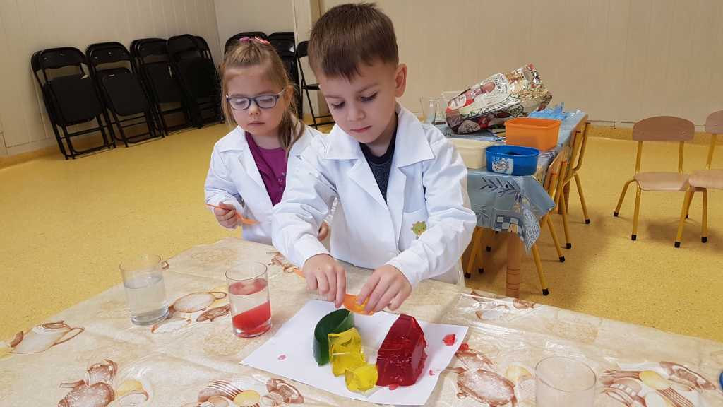 Eksperymenty I Zabawy Przyrodnicze W Przedszkolu Chomikuj